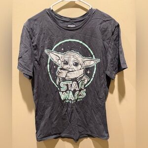 ⭐️3 for $15, 5 for $20⭐️ Star Wars The Child/Grogu Graphic T-Shirt Women’s Large